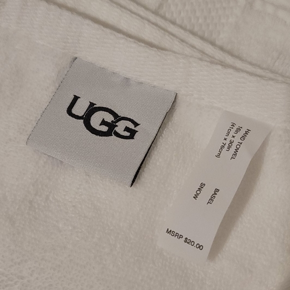 UGG Bath Ugg 6 Piece Bathroom Towel Set In White Poshmark
